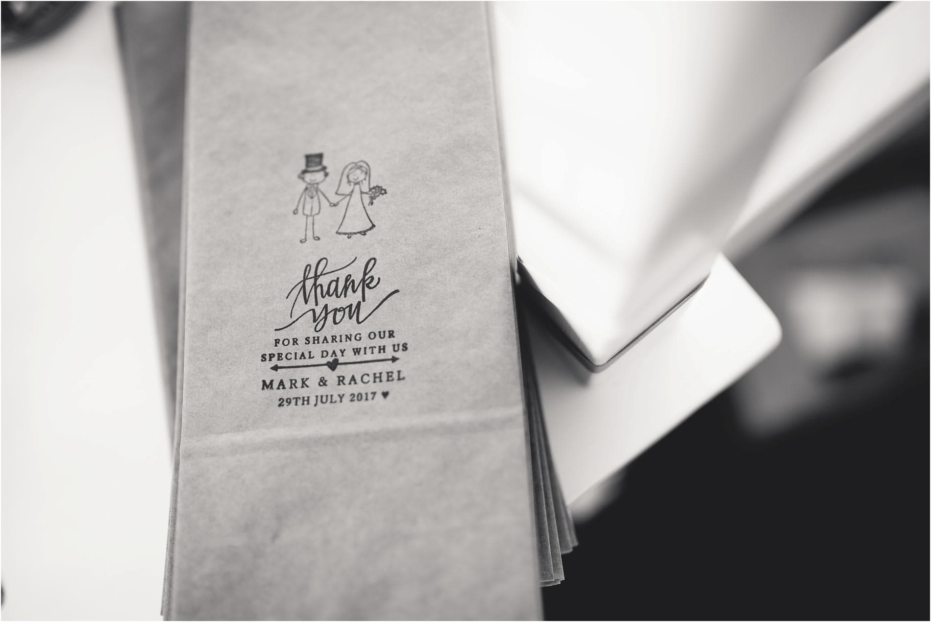 WEDDING PHOTOGRAPHER