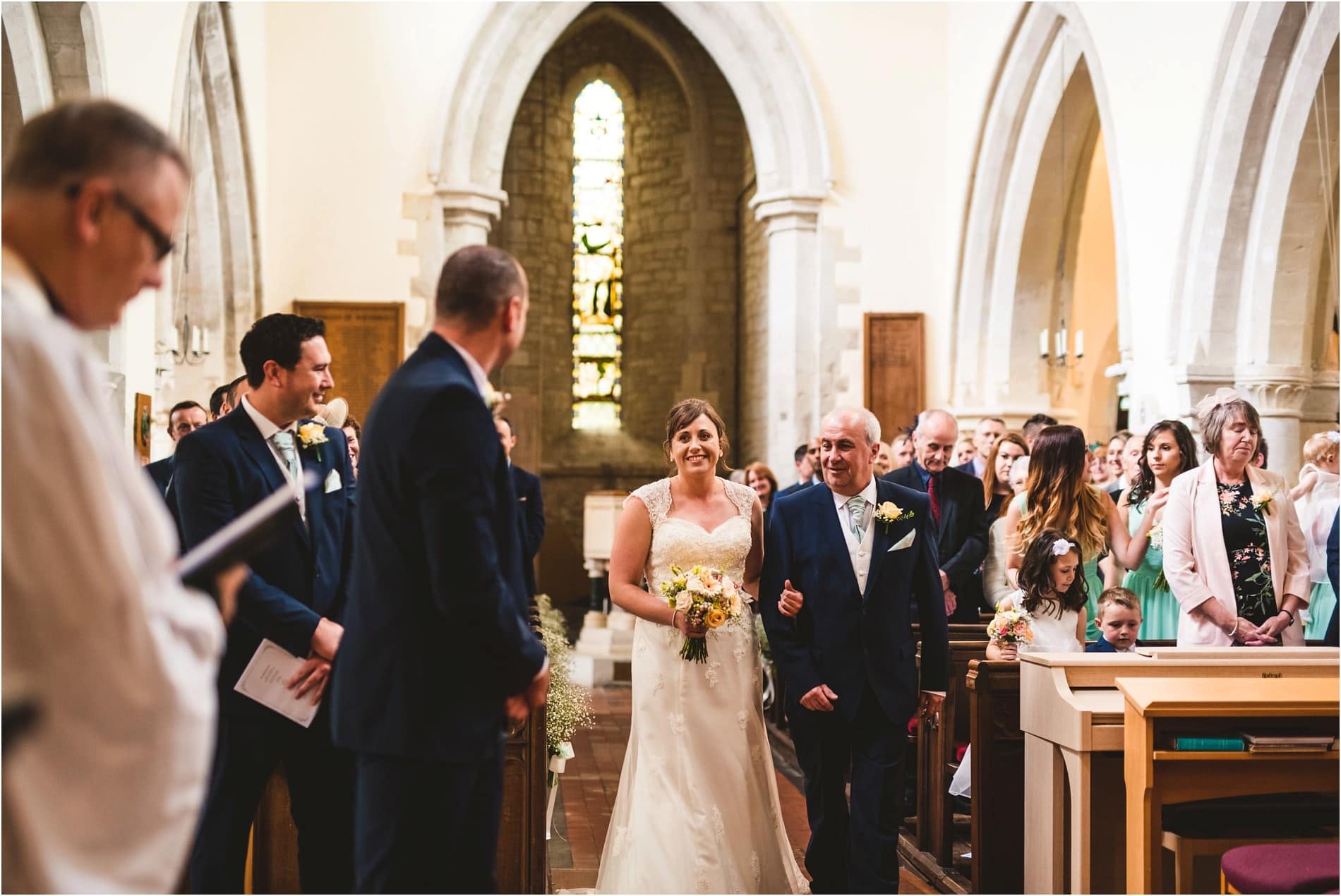 WEDDING PHOTOGRAPHER