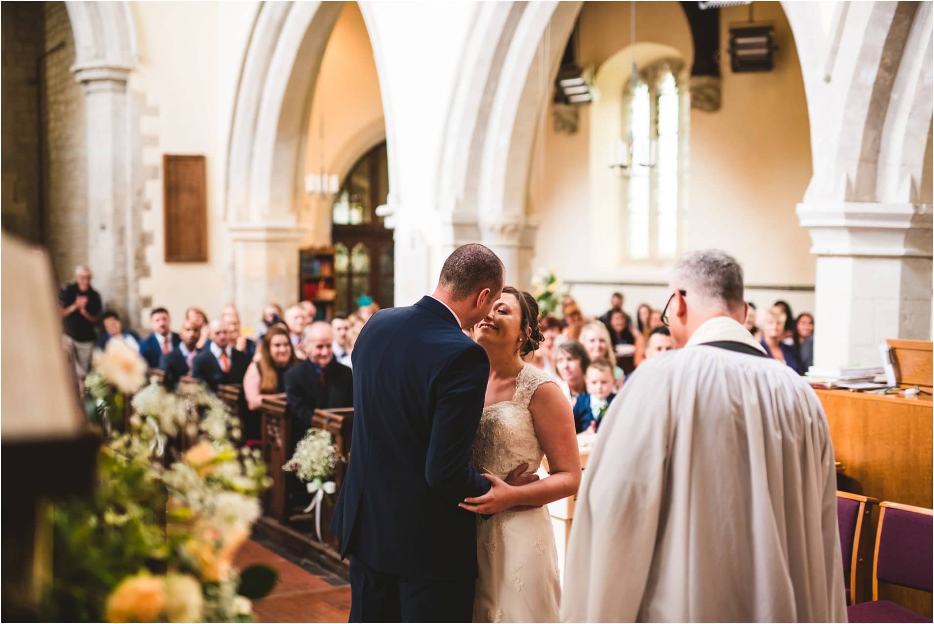 WEDDING PHOTOGRAPHER