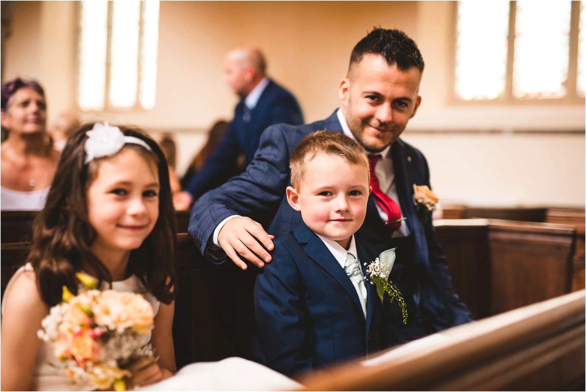 WEDDING PHOTOGRAPHER