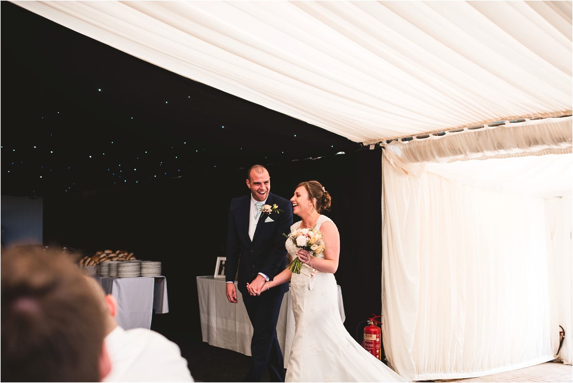 WEDDING PHOTOGRAPHER