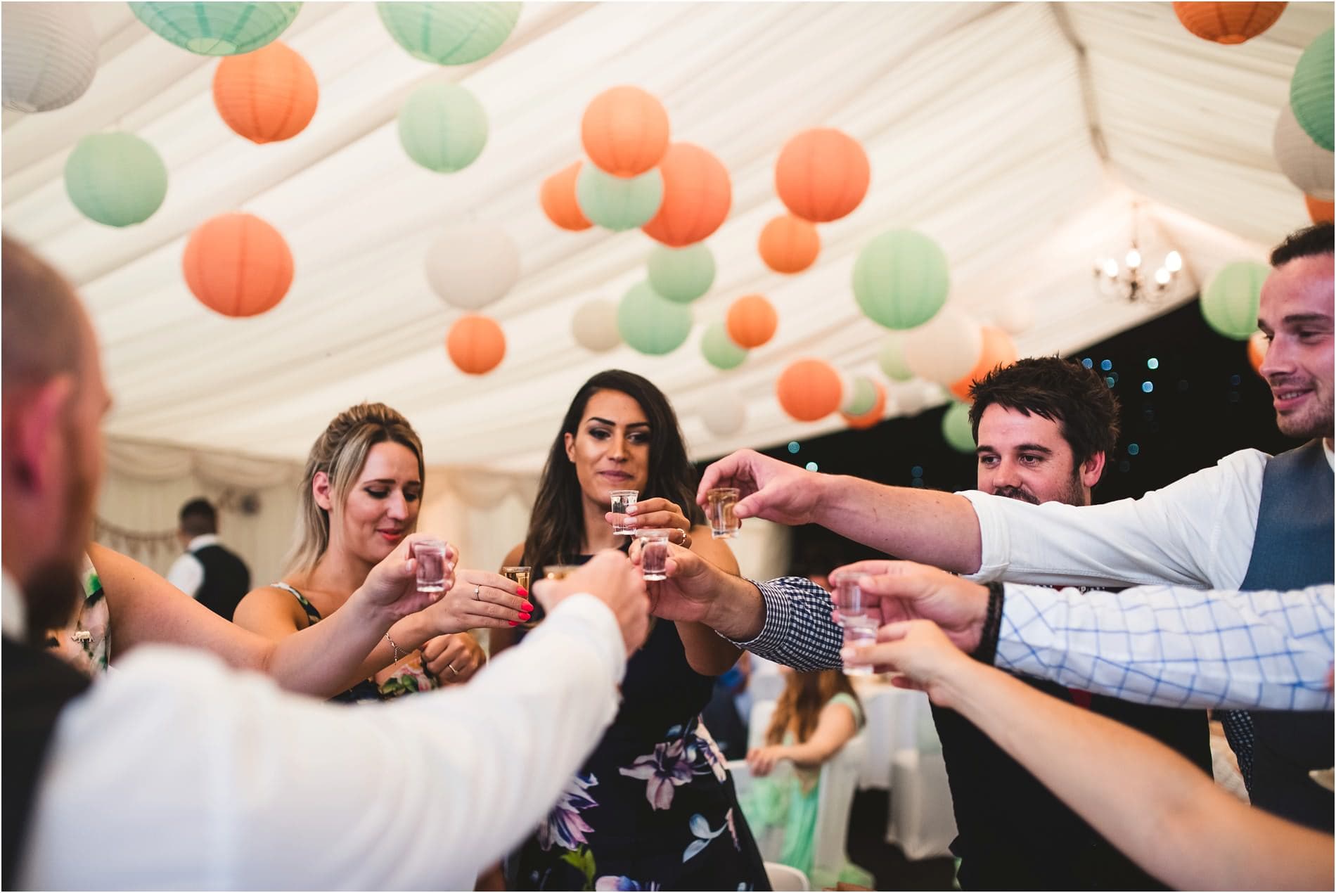 WEDDING PHOTOGRAPHER