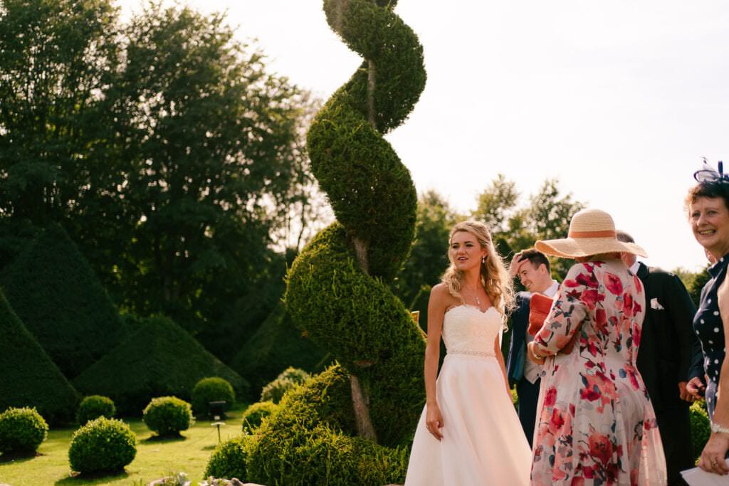 a chaucer barn wedding