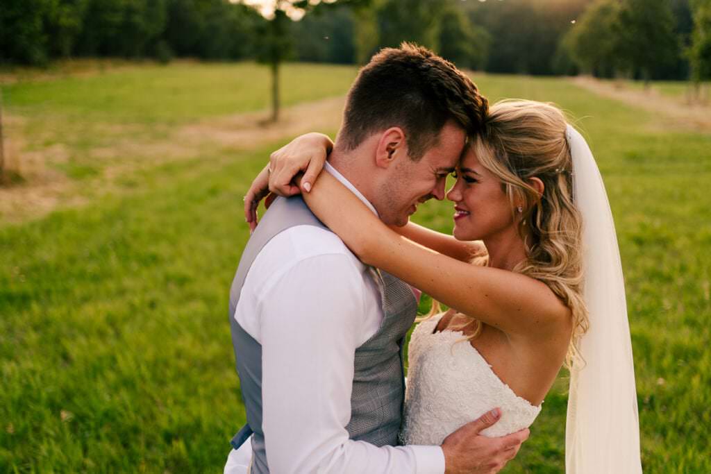 a chaucer barn wedding